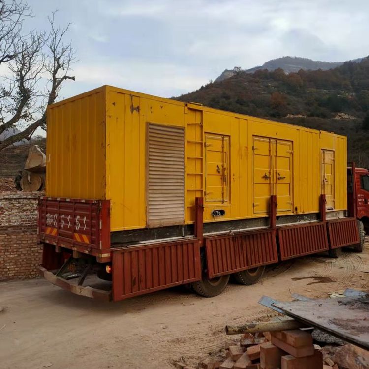 红岗200kW 发电机组在带电阻性负载时，输出功率会受到哪些因素的影响？